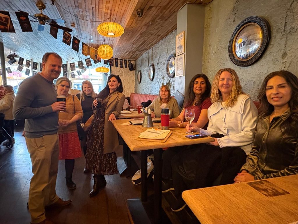 Catching up tutor social